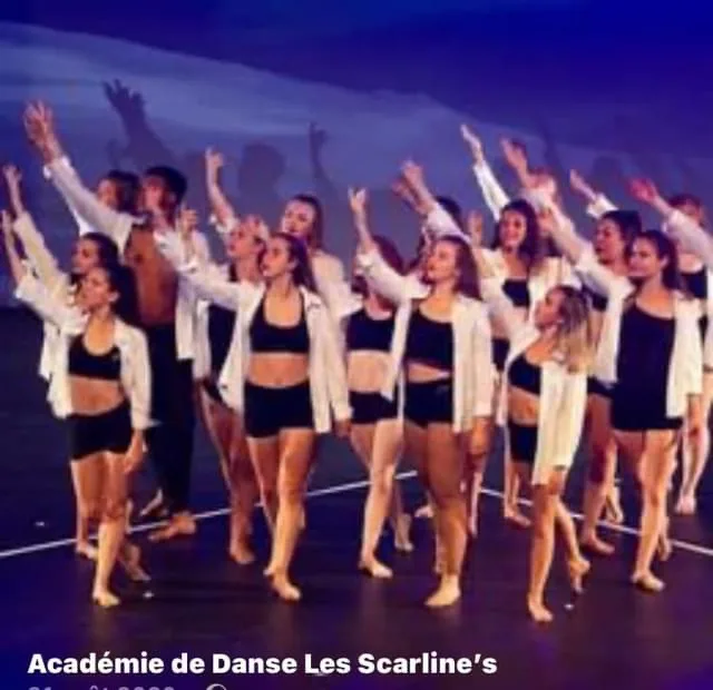 Cours de danse à l'Académie