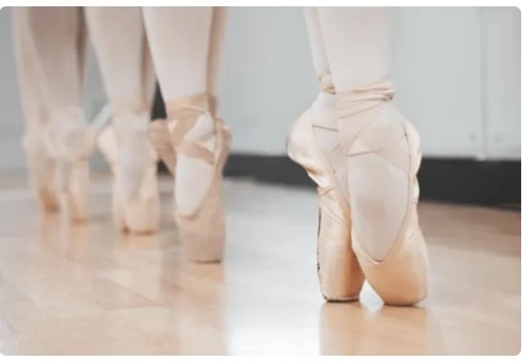Cours de danse classique — pointes
